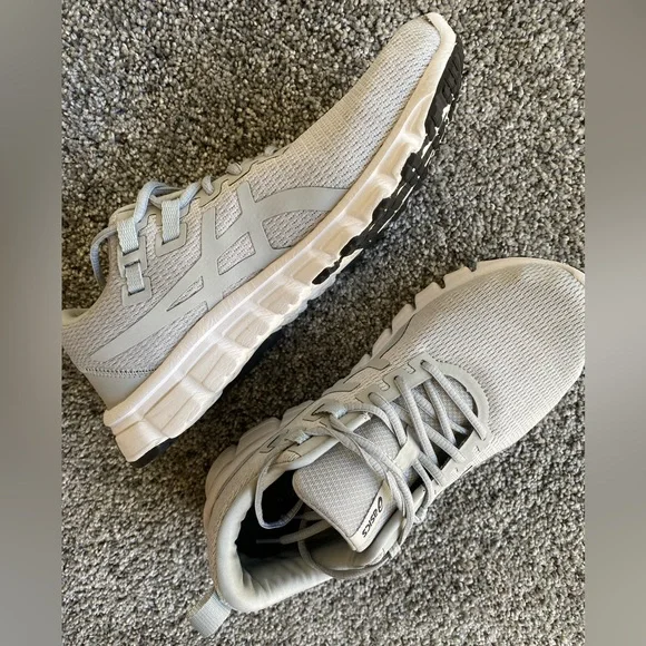 Women’s ASICS Size 8-1/2 Running Shoe - Picture 2 of 6